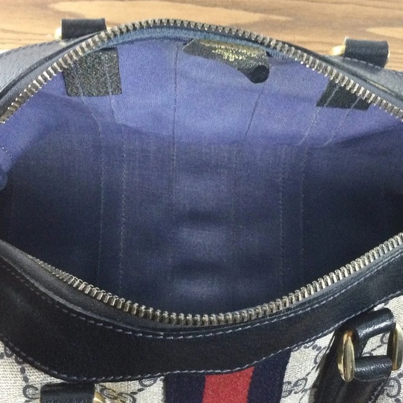 (44) GUCCI 70s 2- Way Boston - Picture 10 of 10